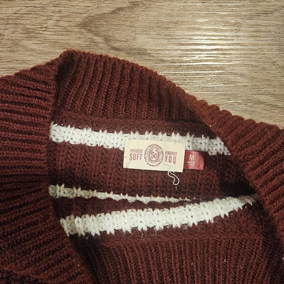 SO Maroon and White Striped Sweater with Criss Cross Shoulders - Picture 2 of 3